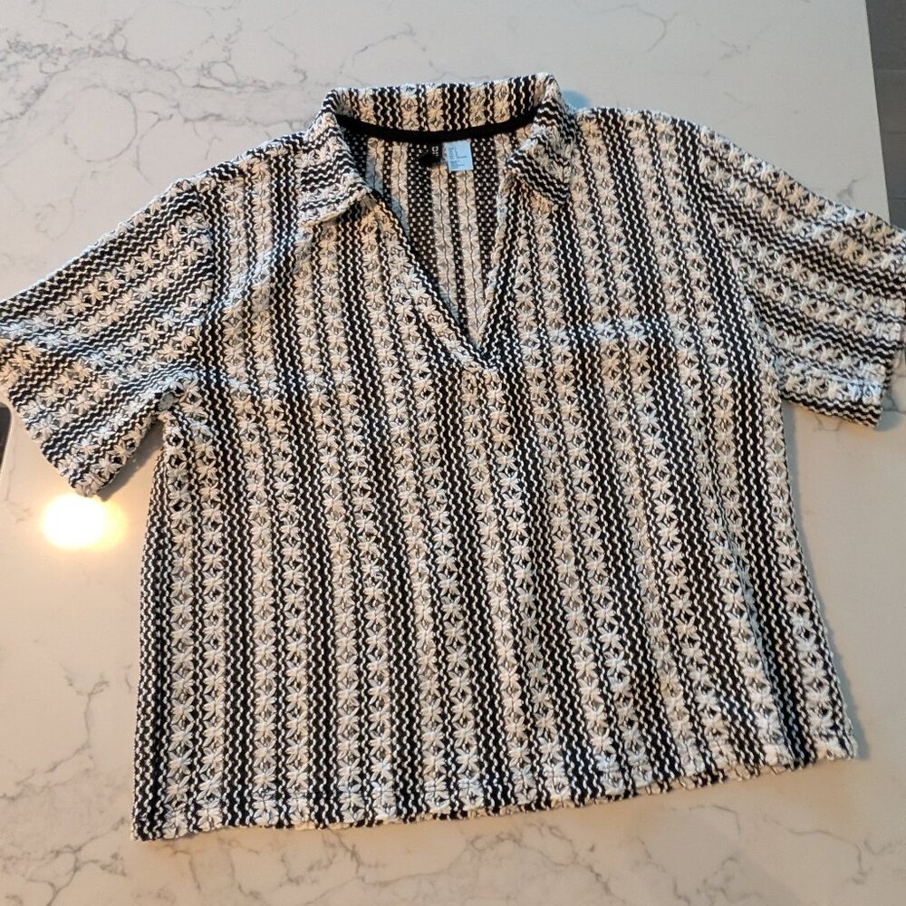 NWOT H&M mesh top, size L